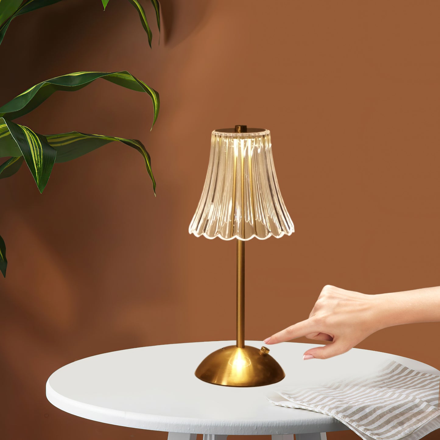 Rechargeable Touch-Control Metal Table Lamp USB Night Light Portable Atmosphere Light for Living Room Bedroom Nightstand Desk Kitchen