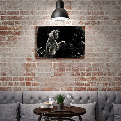 ChatGPT 说：  Vintage Wild White Tiger in Jungle Metal Wall Art Decor