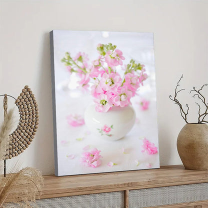 Pink flower paintings relax the interior 19