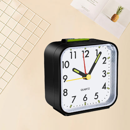 Silent Alarm Clock Non Ticking Bedside Clock with Clear Display Snooze Function Nightlight Loud for Heavy Sleepers Elderly Easy to Use