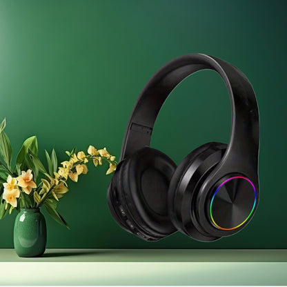 B39 Wireless Luminous Earphone Headwear, Foldable & Retractable, 3.5mm Jack, Condenser Mic, Push Button Volume Control, Non-Waterproof, for Cellphones, USB Type-C Charging, 150mAh Rechargeable Battery, 2.5W-14W, Anime Theme, for Exercise - No Charger