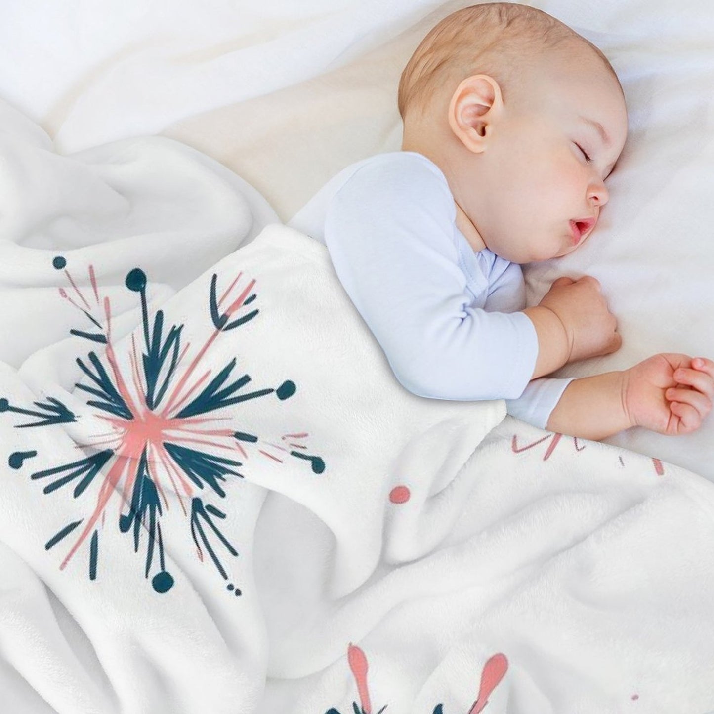 Snowflake Pattern Anti-Pilling Flannel Blanket – Soft Warm Winter Throw