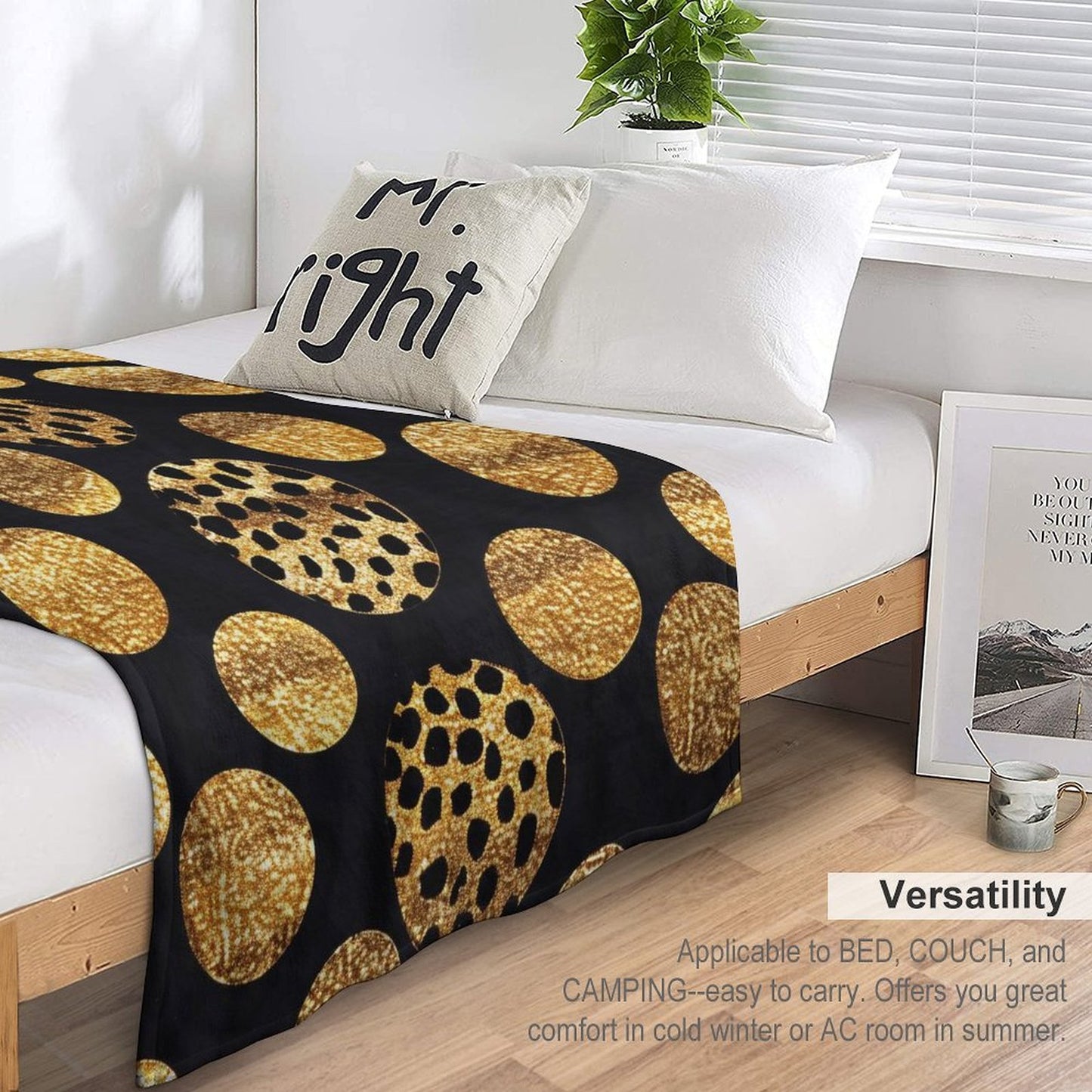 Soft Flannel Throw Blanket Black and Gold Dots