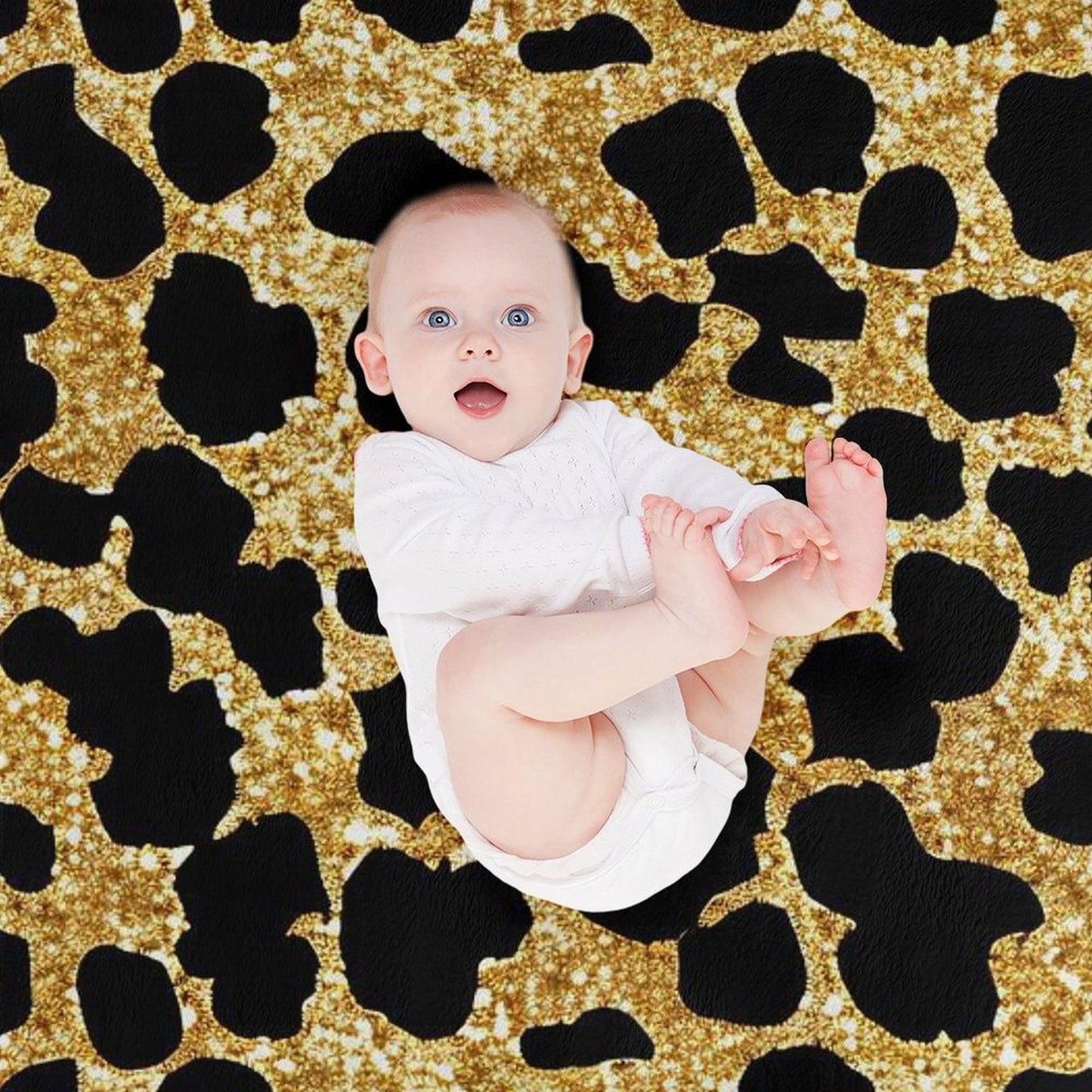 Cozy Anti-Pilling Flannel Blanket for Sofa or Bed