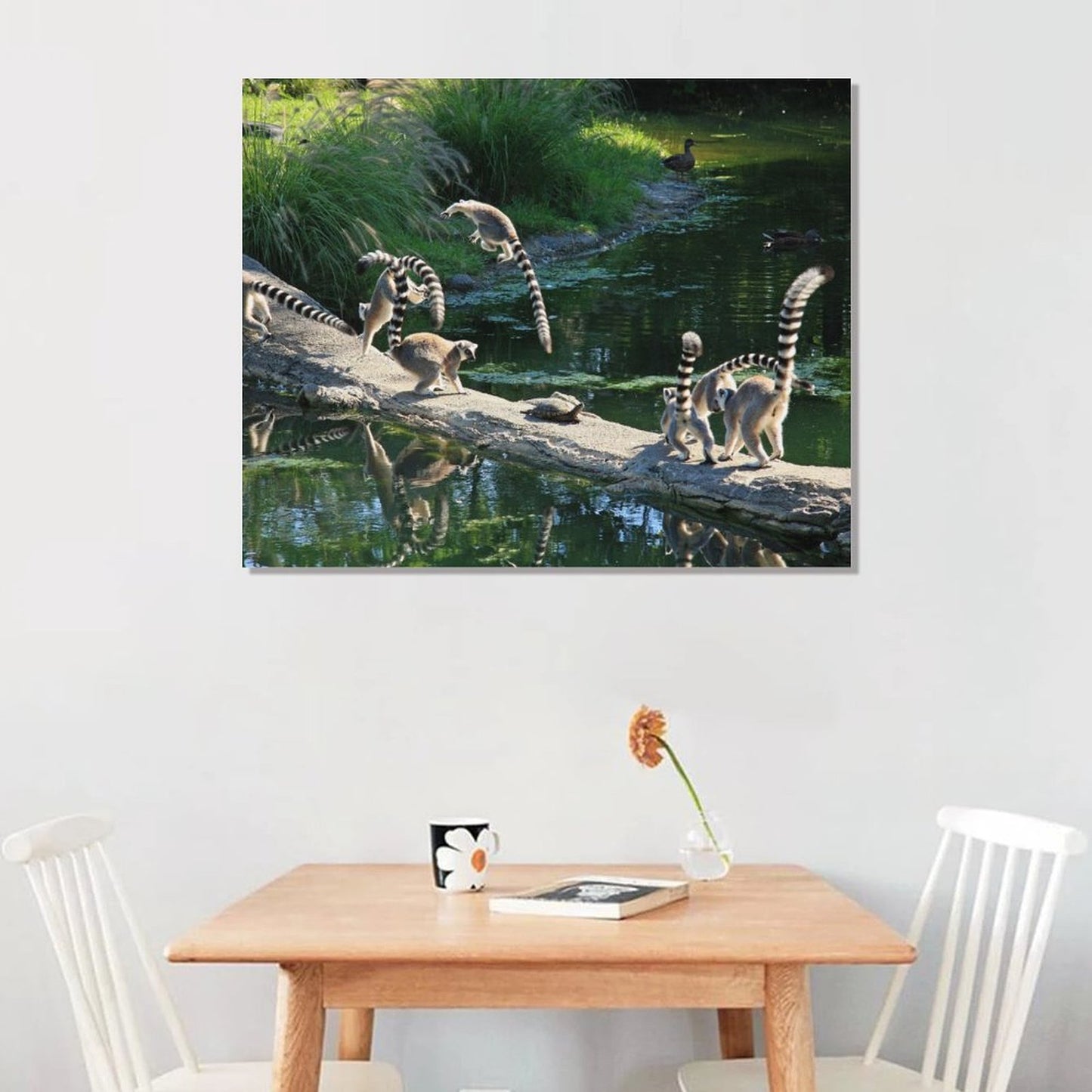Cute Lemur Canvas Artwork Wildlife Wall Decoration-03