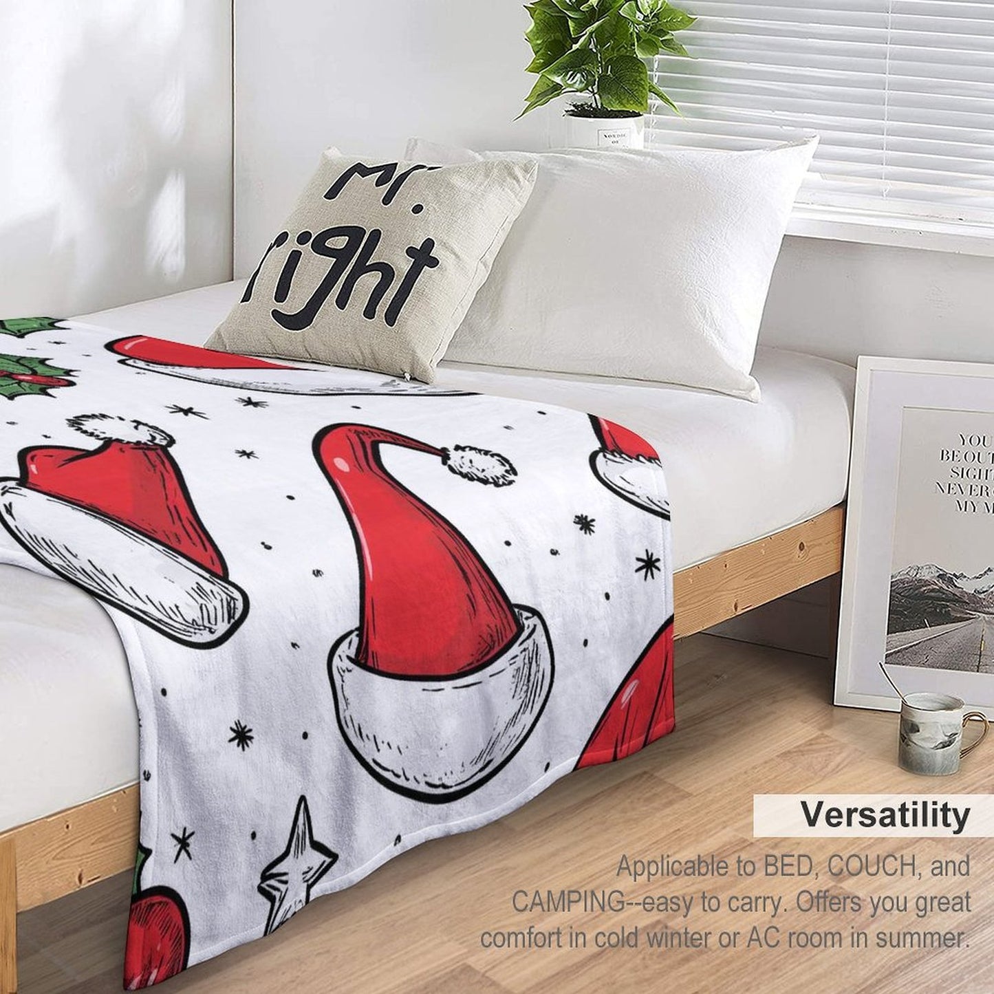 Santa Hat Pattern Anti-Pilling Flannel Blanket – Soft Cozy Christmas Throw
