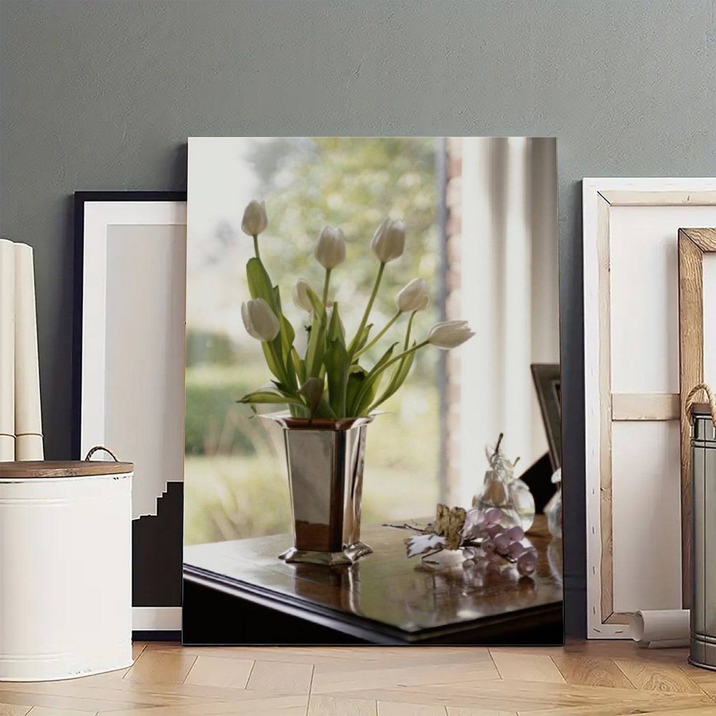 Tulip flower paintings relax indoors 2