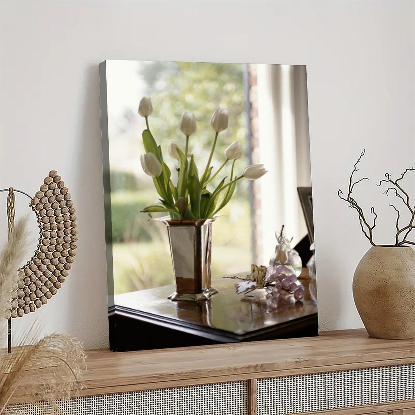 Tulip flower paintings relax indoors 2