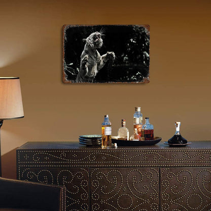 ChatGPT 说：  Vintage Wild White Tiger in Jungle Metal Wall Art Decor